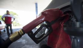 Aumento da gasolina terá impacto pequeno na inflação, diz ministro