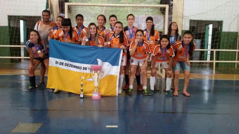 EIA Dourados é campeã estadual infanto juvenil de futsal feminino