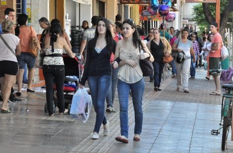 Comerciários de Dourados passam a ganhar R$ 1.010,00