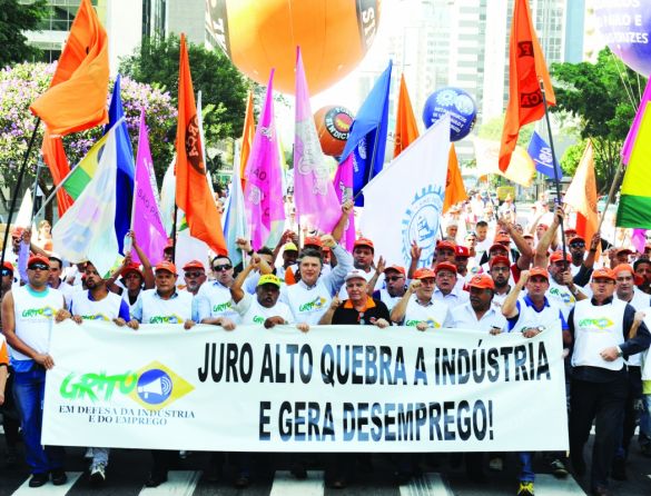 Trabalhadores e empresários cobram manutenção dos empregos