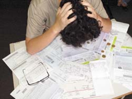 Inflação e desemprego contribuem para alta da inadimplência do consumidor