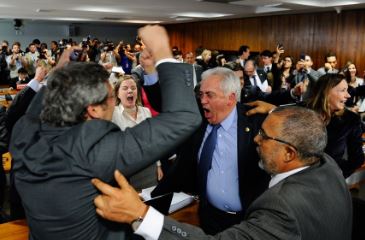 Reforma Trabalhista é rejeitada na CAS do Senado