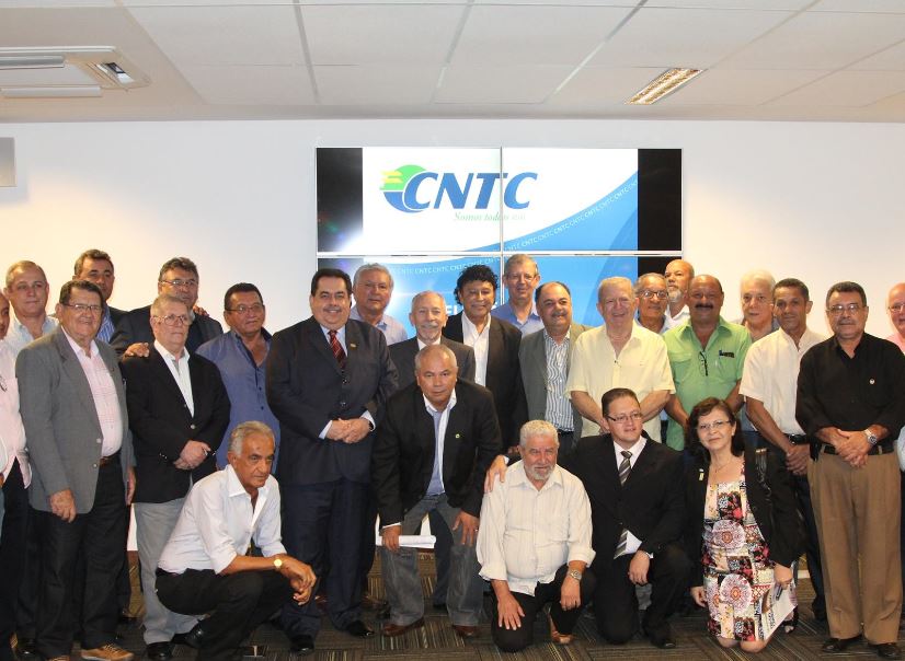 Comerciários de MS tomam posse na diretoria da CNTC em Brasília