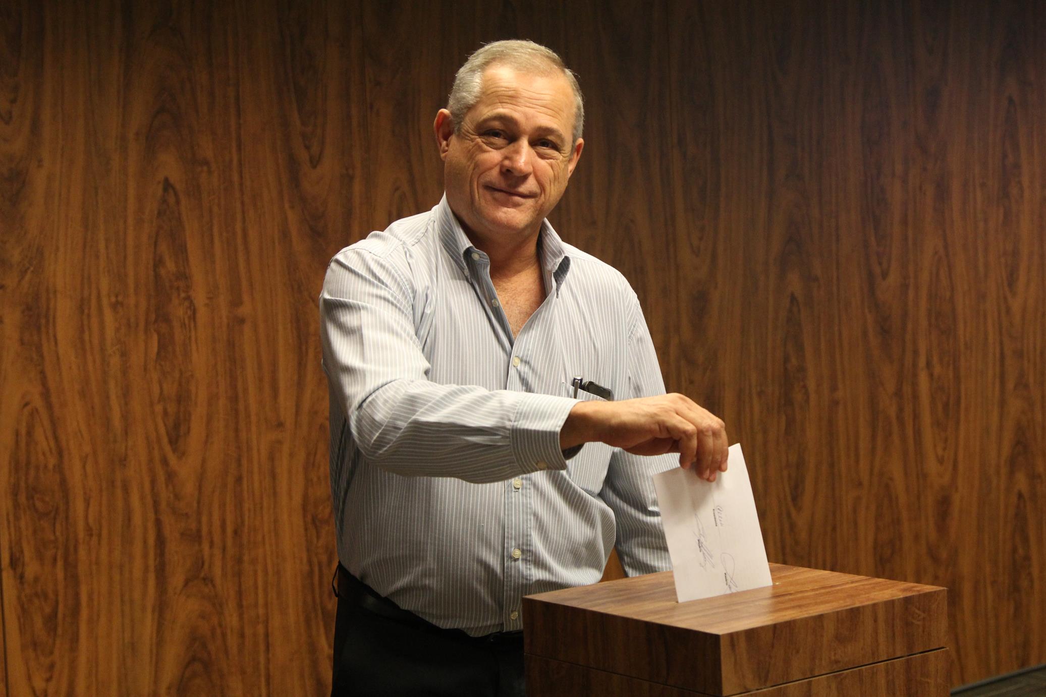 Diretoria da CNTC eleita tem sindicalistas da Fetracom-MS