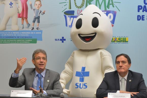 Vacinação contra pólio e sarampo começa na dia 8 de novembro